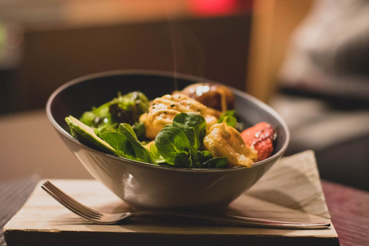 ใยอาหารจากผักใบเขียว: แค่กินเยอะไม่ได้แปลว่าดี ถ้าไม่รู้หลักการทำงาน